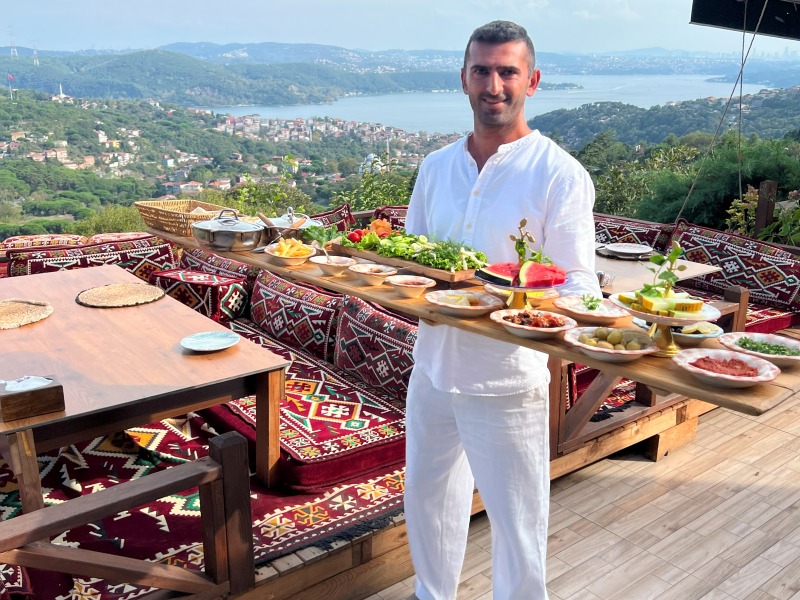King İskenderoğlu Sarıyer